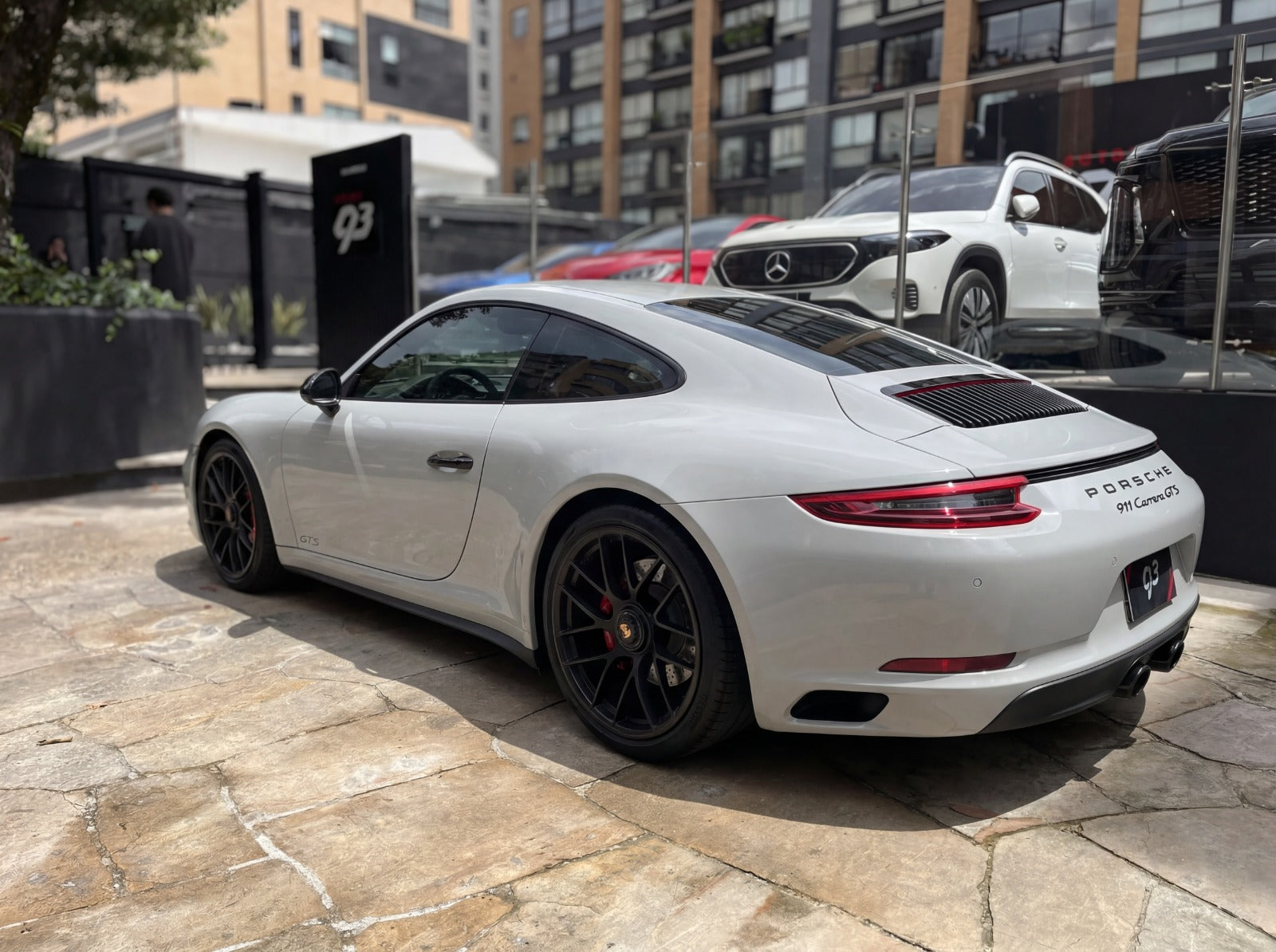 Porsche 911 GTS Coupé Modelo 2018 - Autos 93