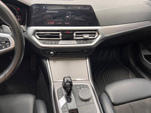 Cargar imagen en el visor de la galería, BMW M340I xDrive Modelo 2020
