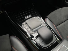 Cargar imagen en el visor de la galería, Mercedes-Benz AMG A35 4MATIC Modelo 2022
