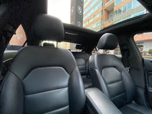 Cargar imagen en el visor de la galería, Mercedes-Benz CLA 180 Modelo 2016
