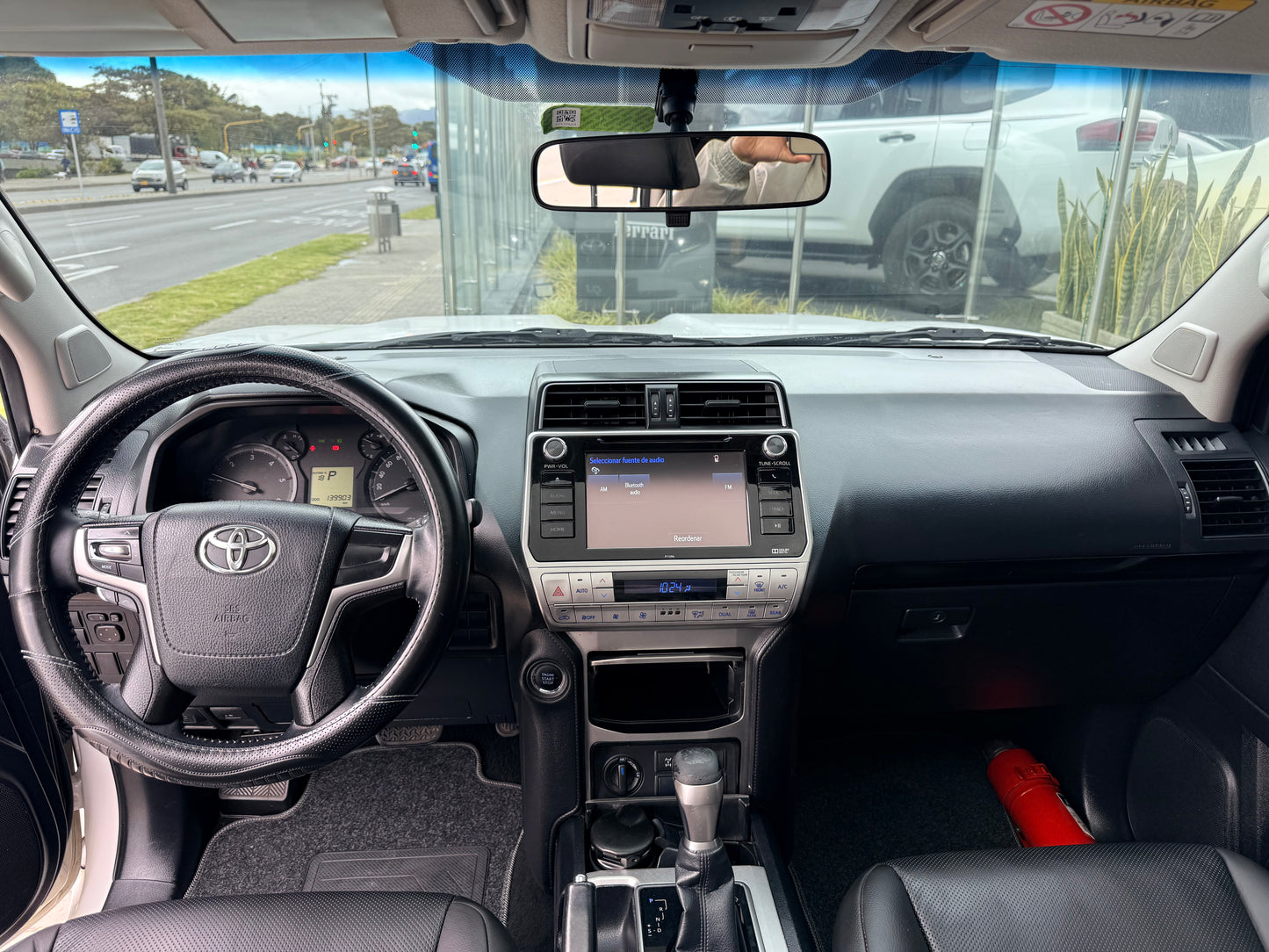 TOYOTA LAND CRUISER PRADO TX-L II (2018)

139.903 km | 🛢️ Diésel | 7 pasajeros