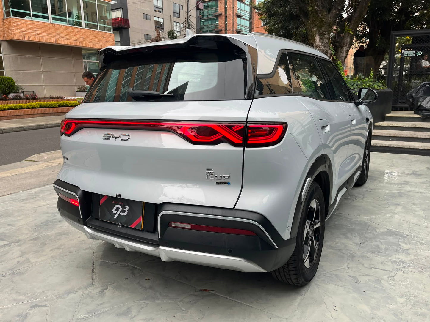BYD Yuan Up EV Modelo 2025
