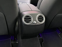 Cargar imagen en el visor de la galería, Mercedes-Benz GLC 300E Coupé Híbrido Modelo 2022
