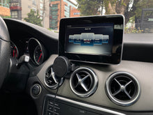 Cargar imagen en el visor de la galería, Mercedes-Benz GLA 200 Modelo 2018
