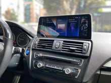 Cargar imagen en el visor de la galería, BMW M235I Coupé Modelo 2015
