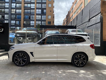 Cargar imagen en el visor de la galería, BMW X3 M Competition Modelo 2020
