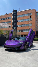 Cargar imagen en el visor de la galería, McLaren 570S Spider Modelo 2018
