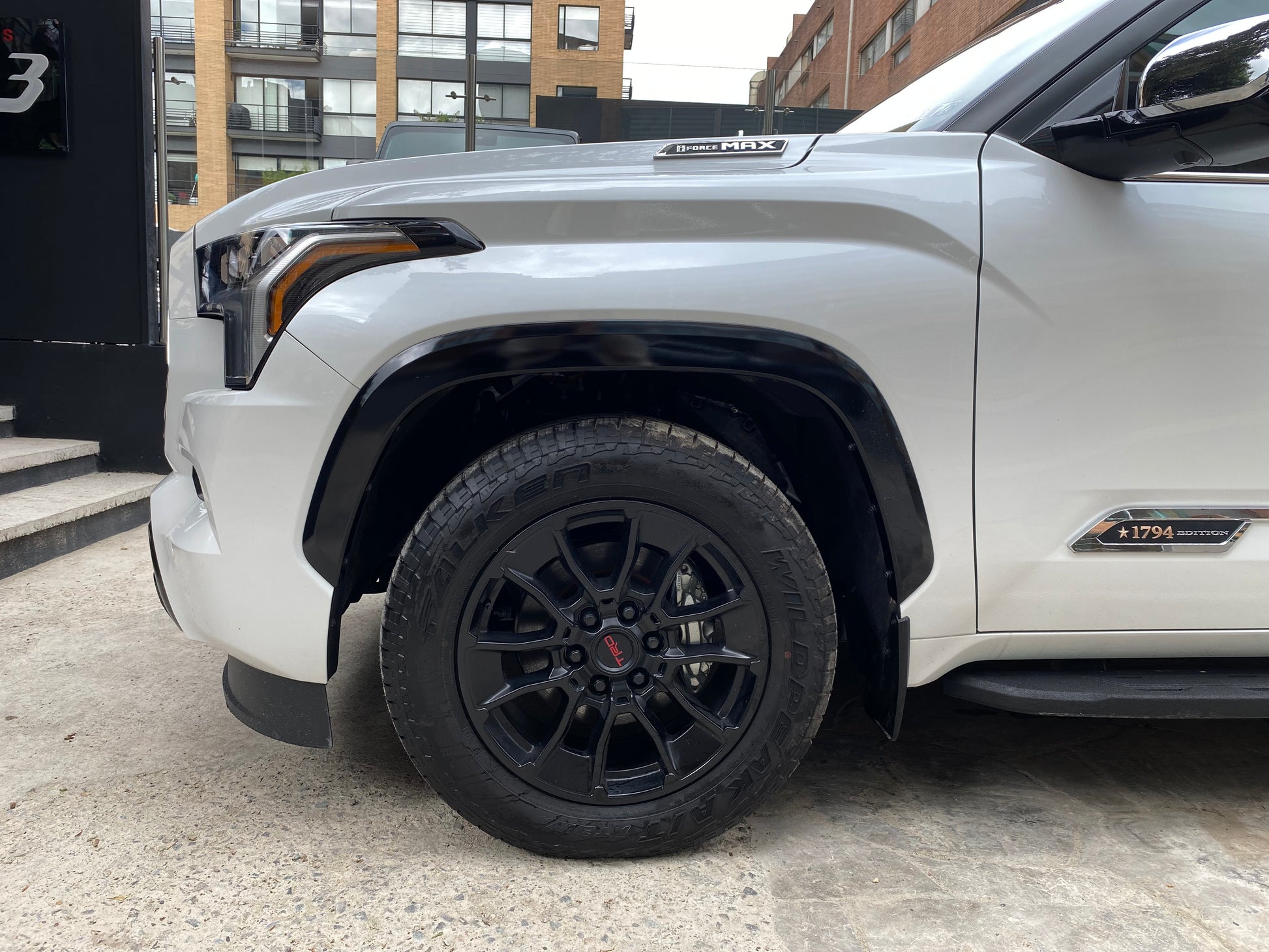 Toyota Sequoia TRD PRO 1794 Edition Modelo 2026 (IMPORTACIÓN) - Autos 93