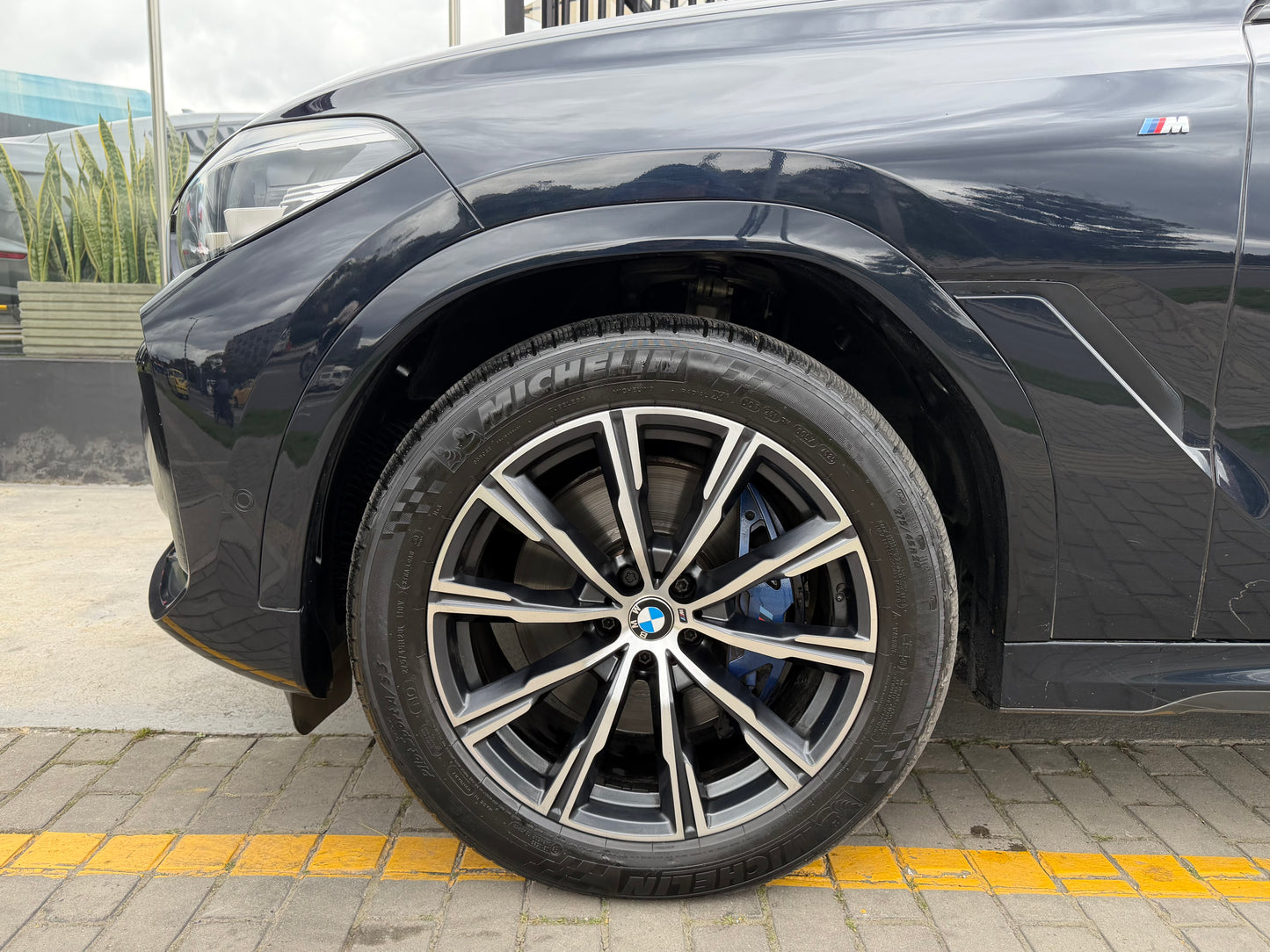 BMW X6 xDrive40i Blindada Modelo 2023 - Autos 93