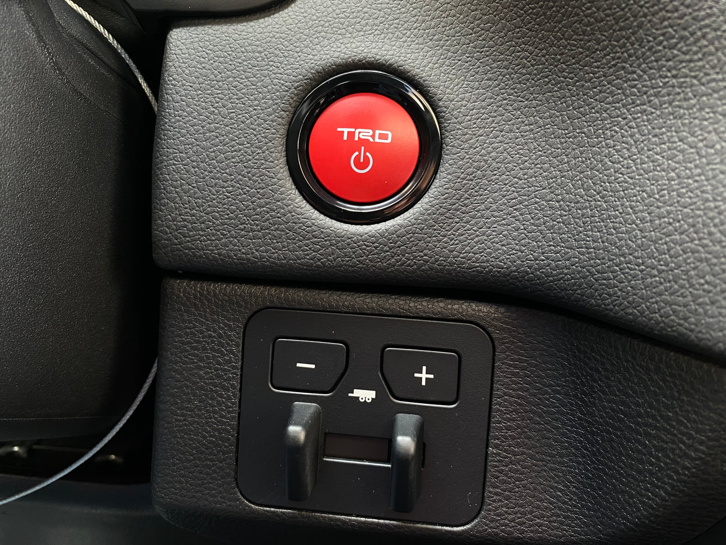 Toyota Sequoia TRD PRO Hibrida Modelo 2025