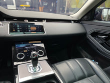 Cargar imagen en el visor de la galería, Land Rover Range Rover Evoque Modelo 2021
