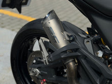 Cargar imagen en el visor de la galería, Ducati Monster Plus Modelo 2022 - Autos 93
