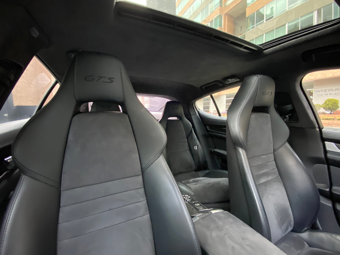 Porsche Panamera GTS Modelo 2015