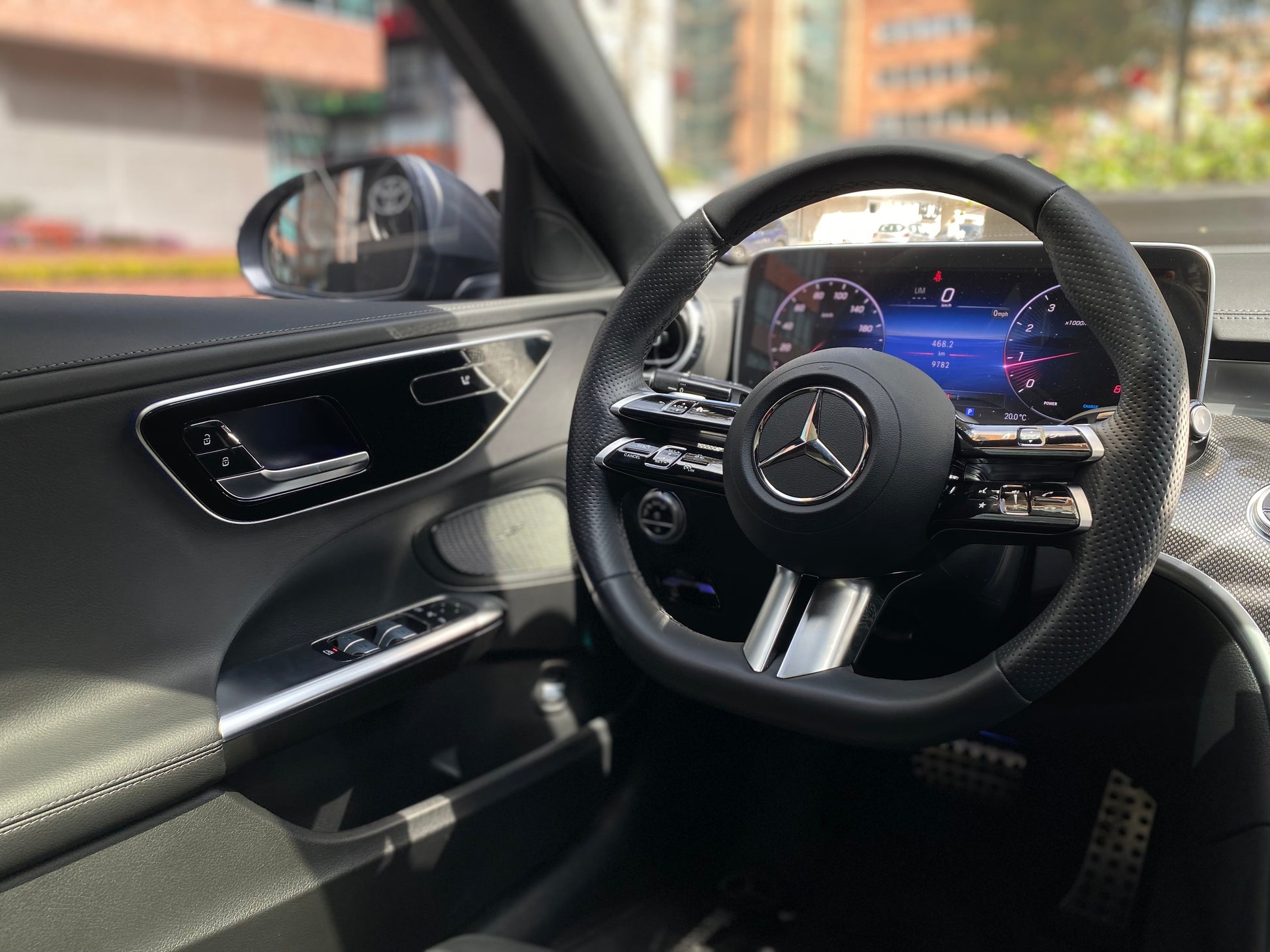 Mercedes-Benz C200 Híbrido Modelo 2025 - Autos 93