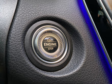 Cargar imagen en el visor de la galería, Mercedes-Benz GLC 300E Coupé Modelo 2022
