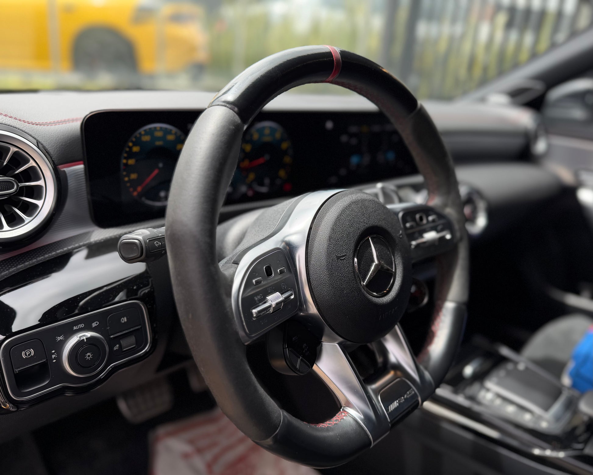 Mercedes Benz CLA45s AMG Modelo 2022 - Autos 93