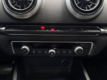 Cargar imagen en el visor de la galería, Audi A3 Sportback Modelo 2019
