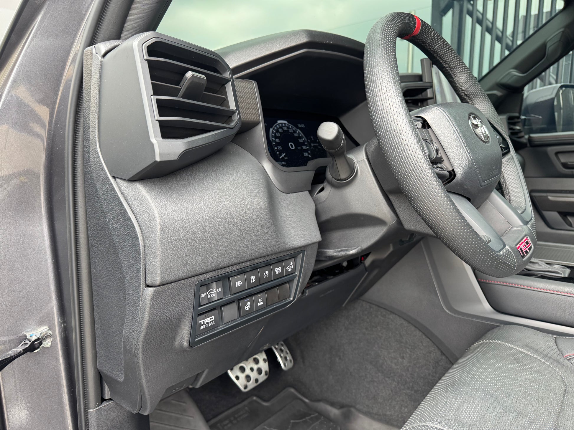 Toyota Sequoia TRD PRO Hibrida Modelo 2026 (IMPORTACIÓN) - Autos 93