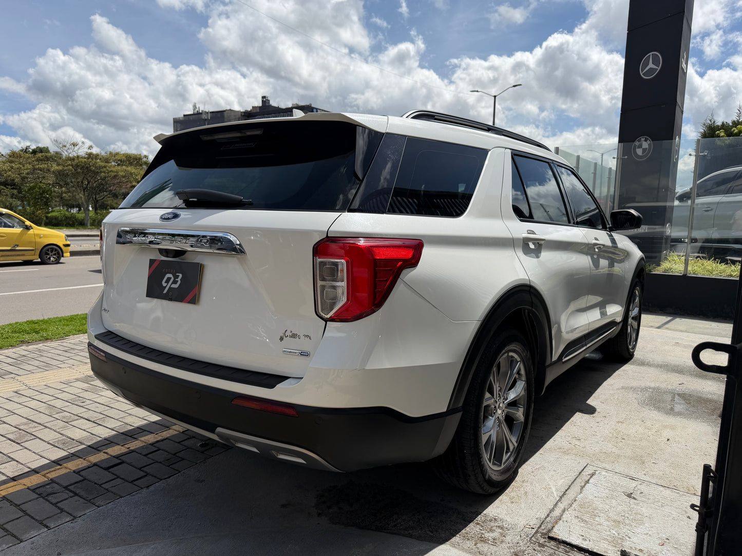 Ford Explorer XLT Modelo 2022 - Autos 93