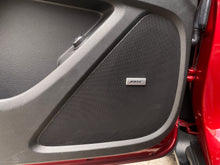Cargar imagen en el visor de la galería, Chevrolet Traverse RS Modelo 2023
