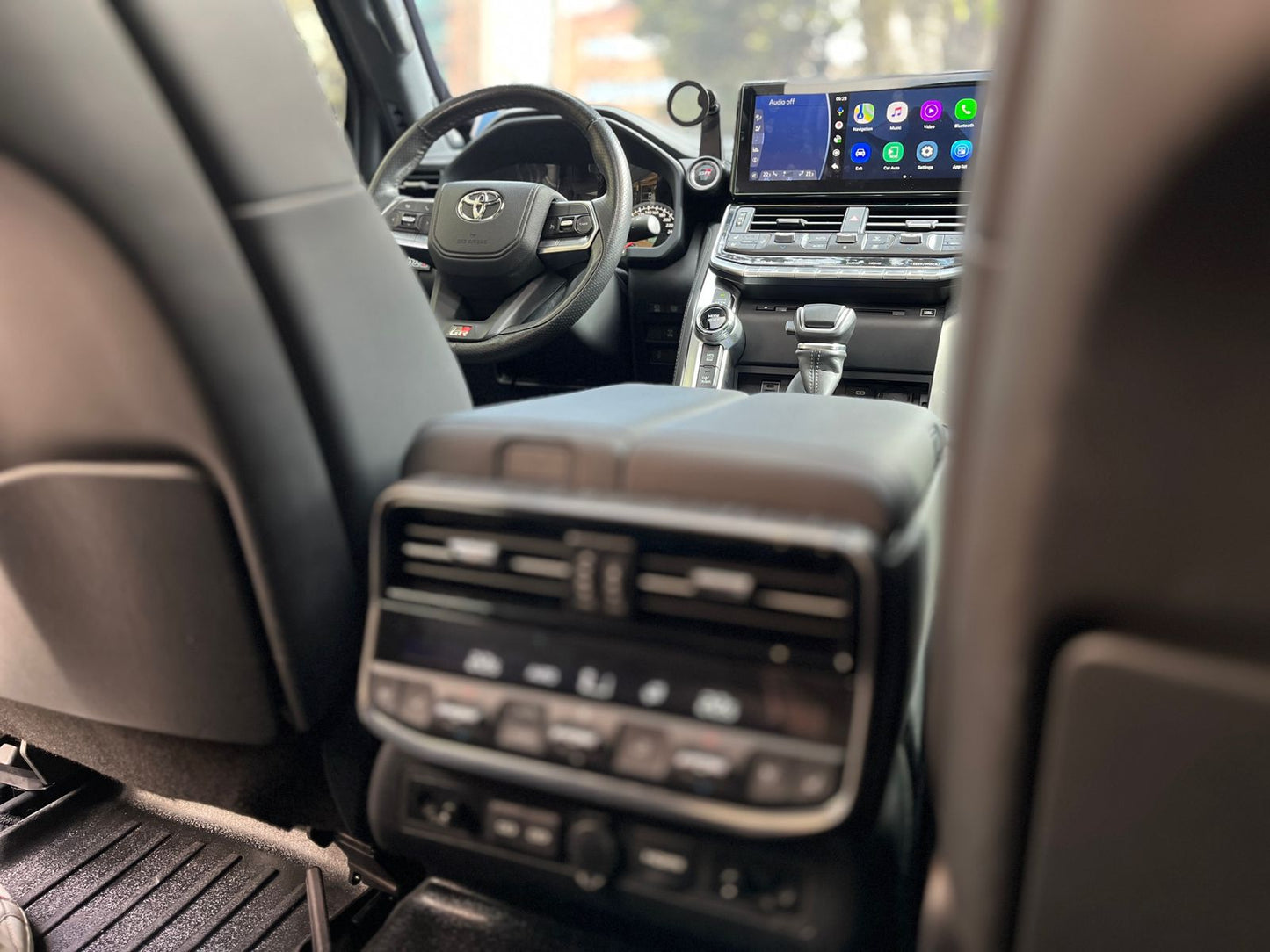 Toyota Land Cruiser 300 GR Sport Modelo 2022