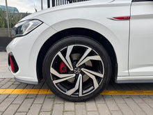 Cargar imagen en el visor de la galería, Volkswagen Jetta GLI Modelo 2023
