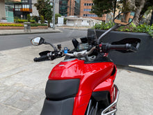 Cargar imagen en el visor de la galería, Ducati Multistrada V2 S Modelo 2024
