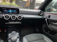 Cargar imagen en el visor de la galería, Mercedes-Benz AMG A35 4MATIC Modelo 2022
