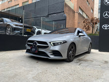 Cargar imagen en el visor de la galería, Mercedes-Benz A200 Sedan Modelo 2022
