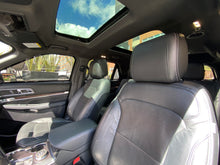 Cargar imagen en el visor de la galería, Ford Explorer Limited Modelo 2019
