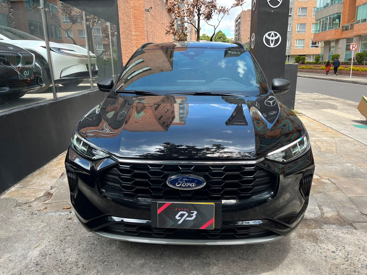 Ford Escape ST-Line Hybrid Modelo 2024