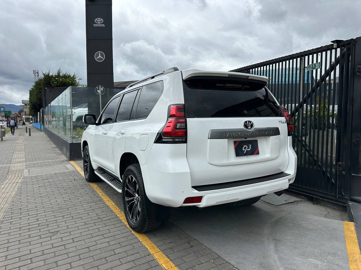 TOYOTA LAND CRUISER PRADO TX-L II (2018)

139.903 km | 🛢️ Diésel | 7 pasajeros