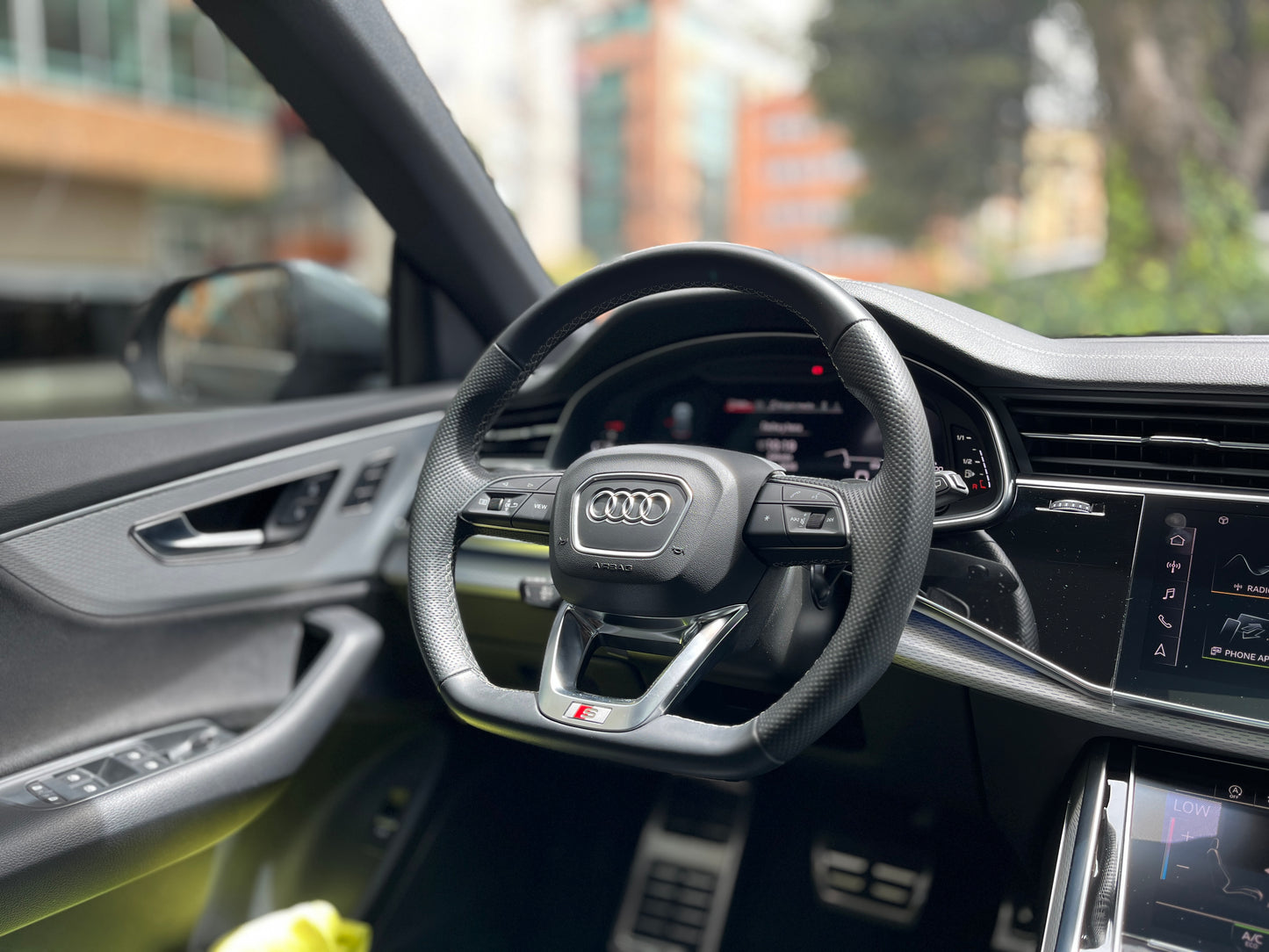 Audi Q8 S line Modelo 2025