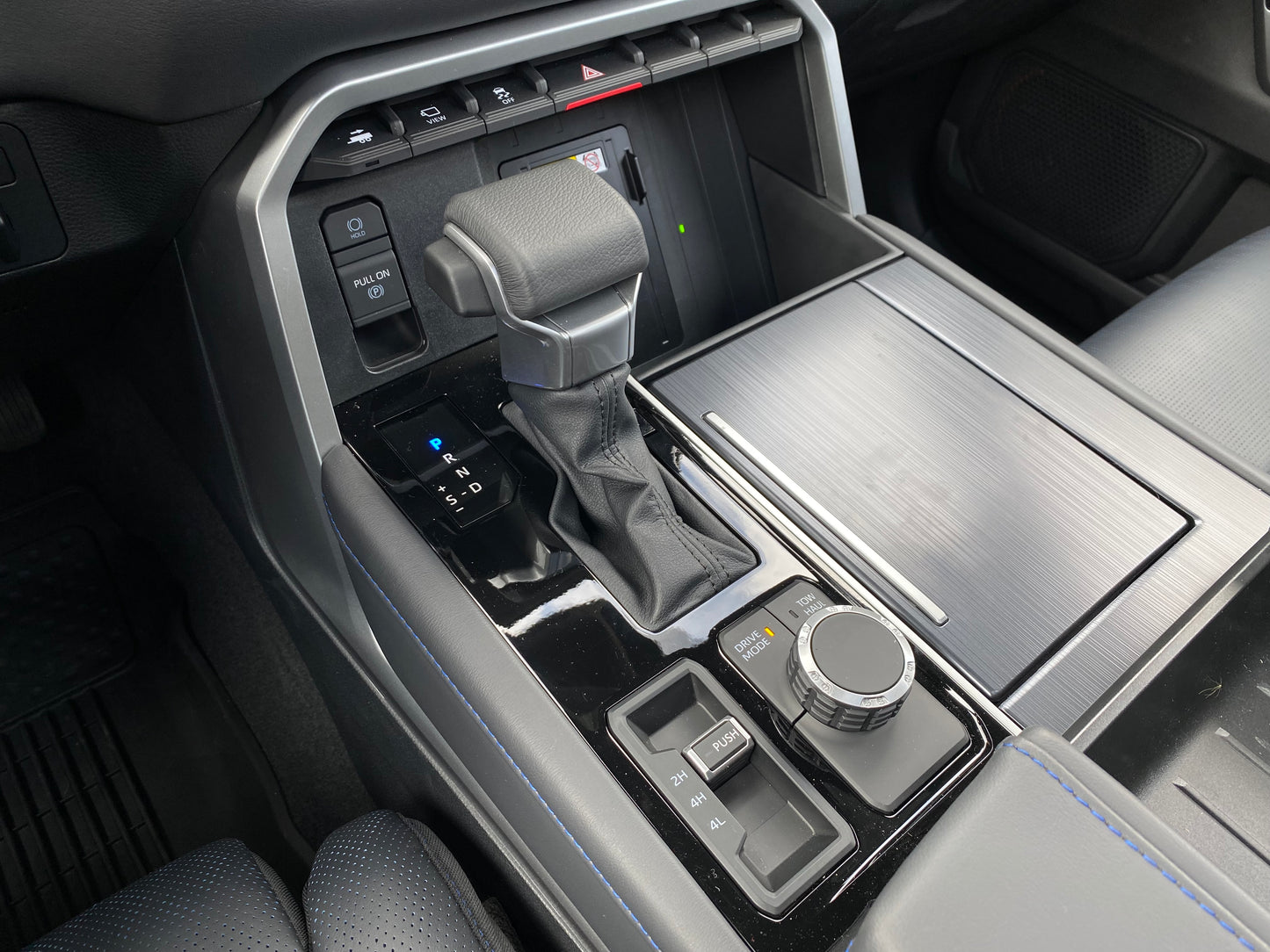 Toyota Sequoia Platinum Hibrida Modelo 2026 (IMPORTACIÓN) - Autos 93