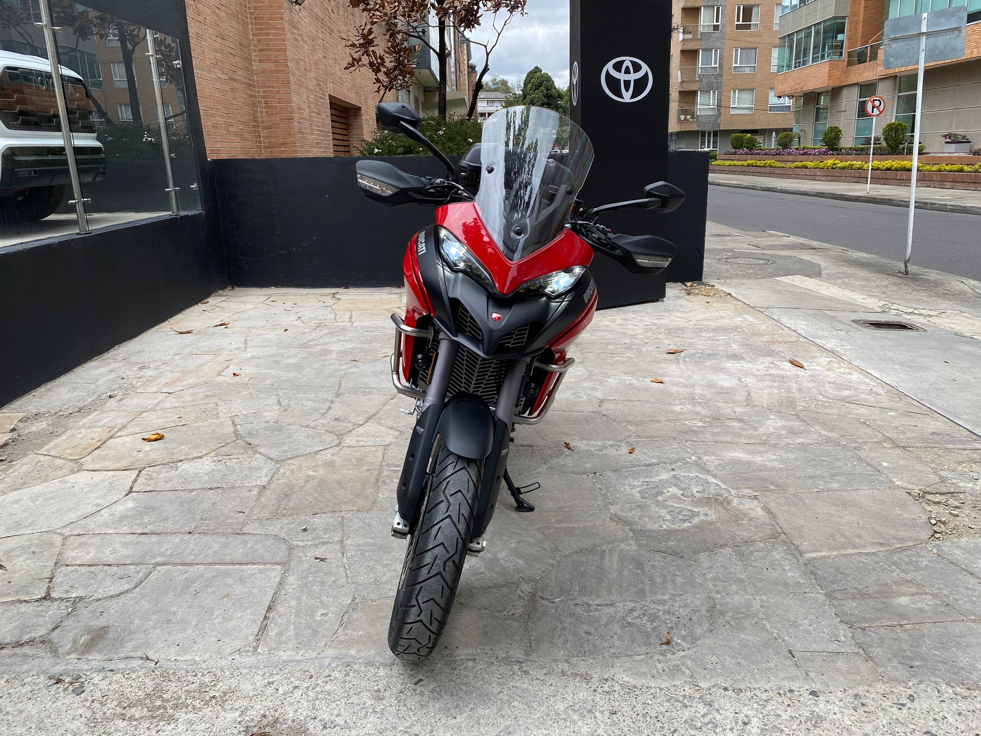 Ducati Multistrada V2 S Modelo 2024 - Autos 93