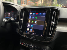 Cargar imagen en el visor de la galería, Volvo XC40 B4 Híbrido Modelo 2023
