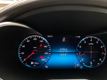 Cargar imagen en el visor de la galería, Mercedes-Benz C200 Modelo 2020
