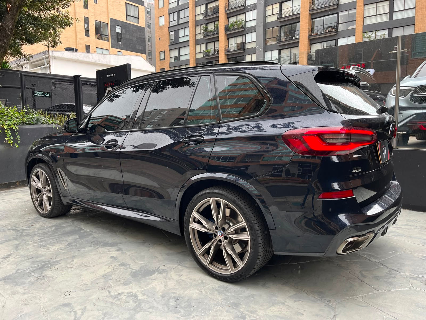 BMW X5 M50i xDrive Modelo 2023