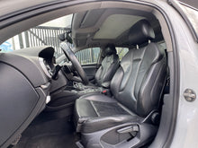 Cargar imagen en el visor de la galería, Audi A3 Sportback Modelo 2019
