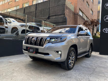 Cargar imagen en el visor de la galería, Toyota Land Cruiser Prado VXL Blindada Modelo 2018
