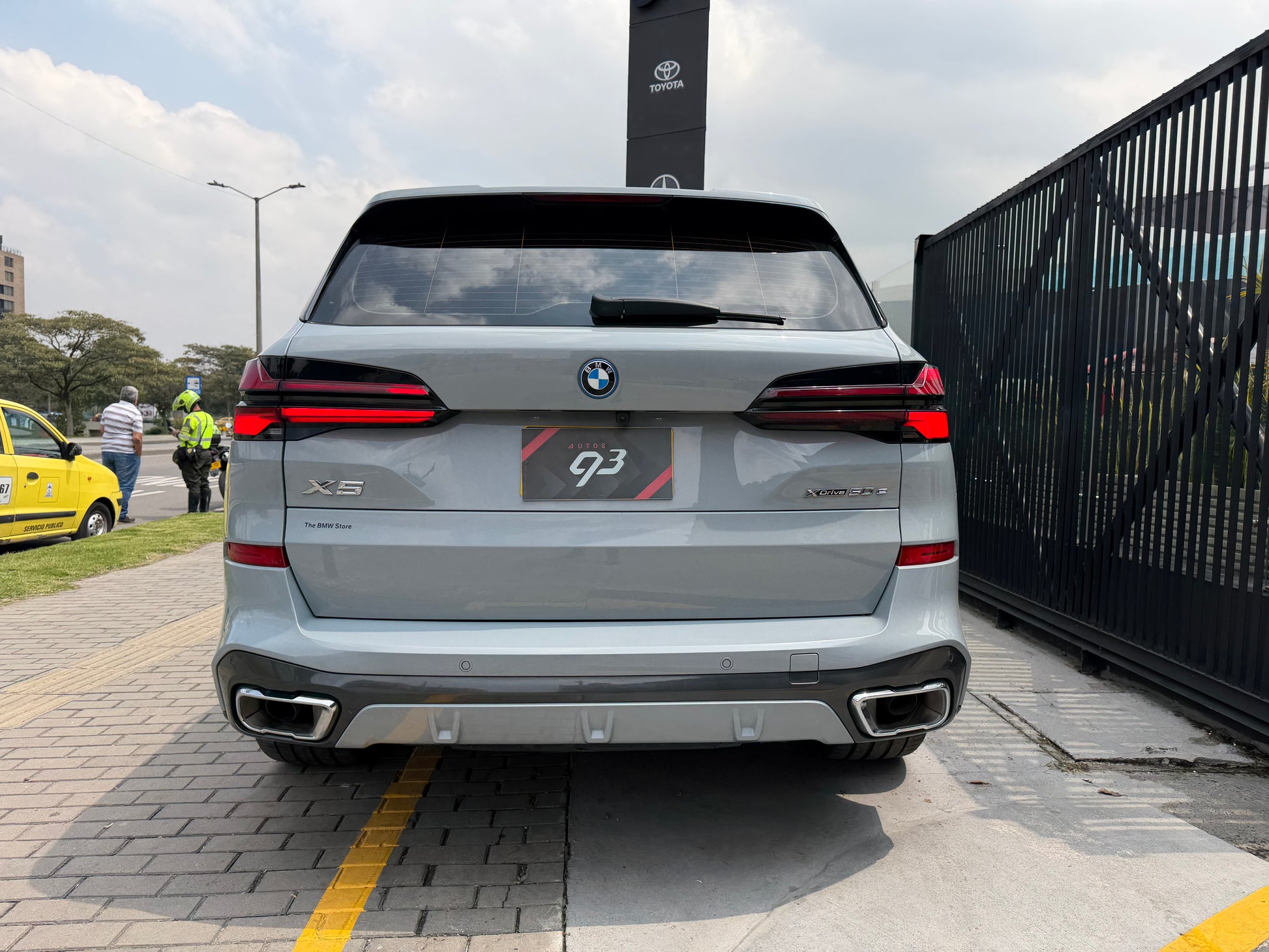 BMW X5 xDrive50e M Modelo 2024 - Autos 93