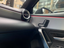 Cargar imagen en el visor de la galería, Mercedes-Benz AMG A35 4MATIC Modelo 2022
