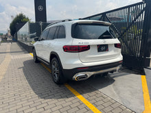 Cargar imagen en el visor de la galería, Mercedes Benz GLB 200 Modelo 2022

