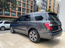 Cargar imagen en el visor de la galería, Ford Expedition Limited Modelo 2021
