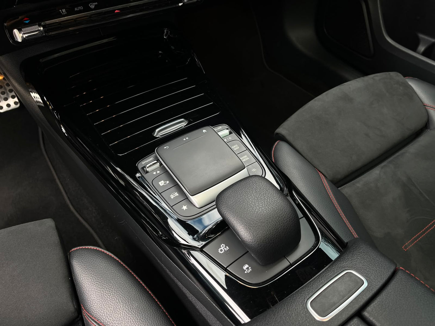 Mercedes-Benz A 35 AMG 4MATIC Modelo 2022