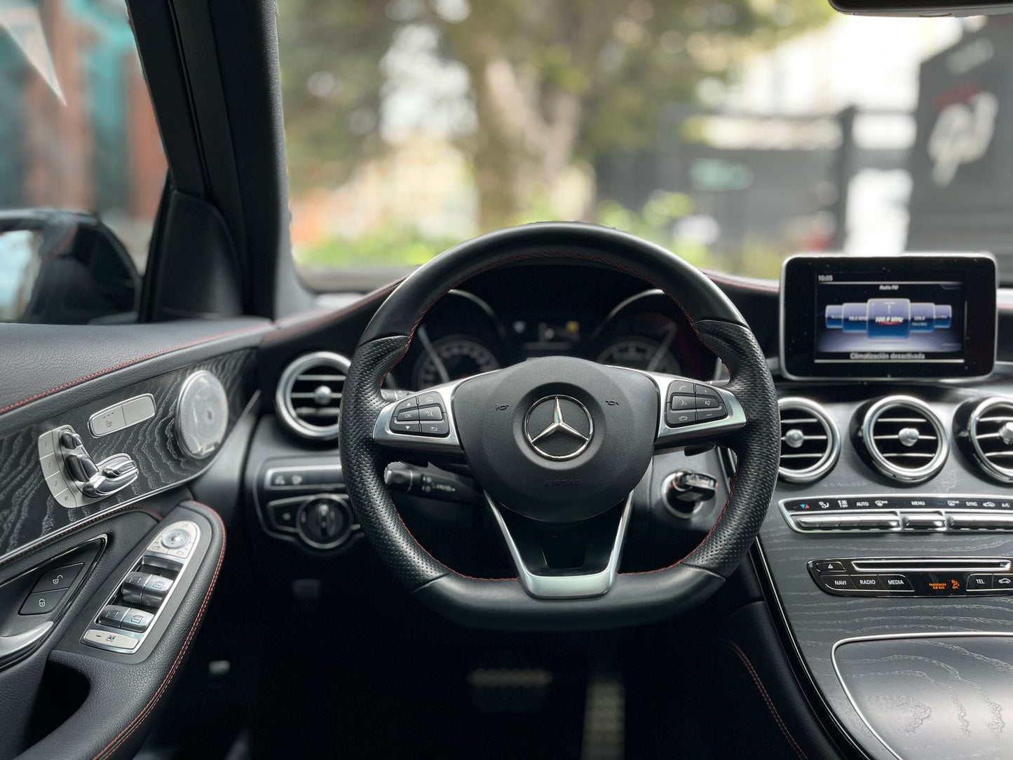 Mercedes-Benz GLC 43 AMG 4MATIC Modelo 2019 - Autos 93