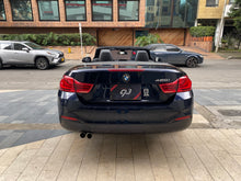 Cargar imagen en el visor de la galería, BMW 420I Cabrio Modelo 2018
