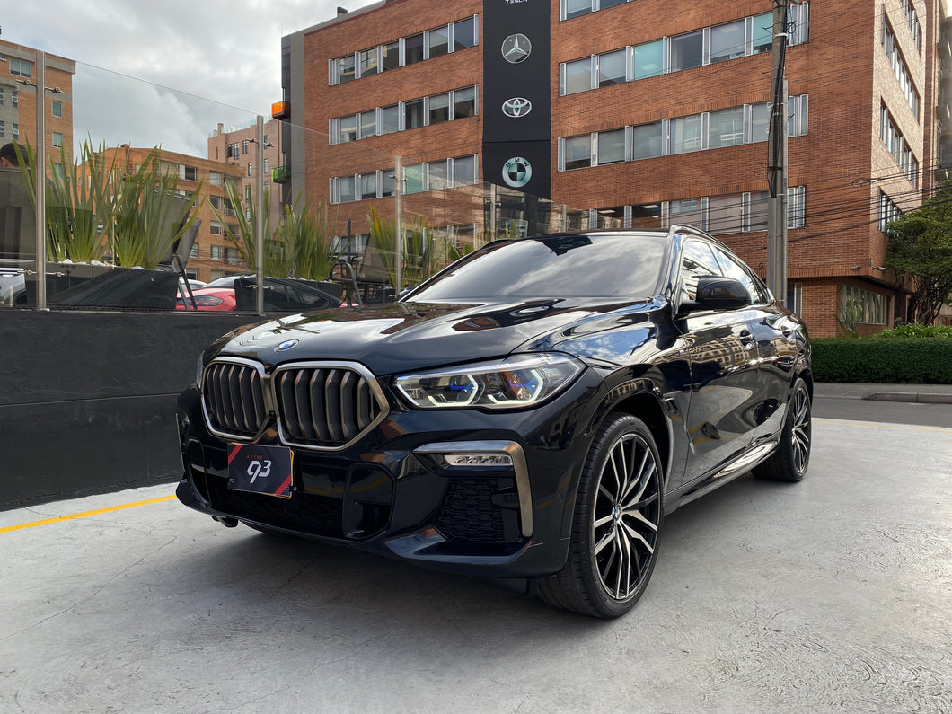 BMW X6 M50I Modelo 2021