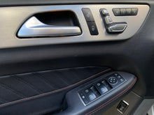 Cargar imagen en el visor de la galería, Mercedes-Benz GLE 350D 4MATIC Coupé Modelo 2019
