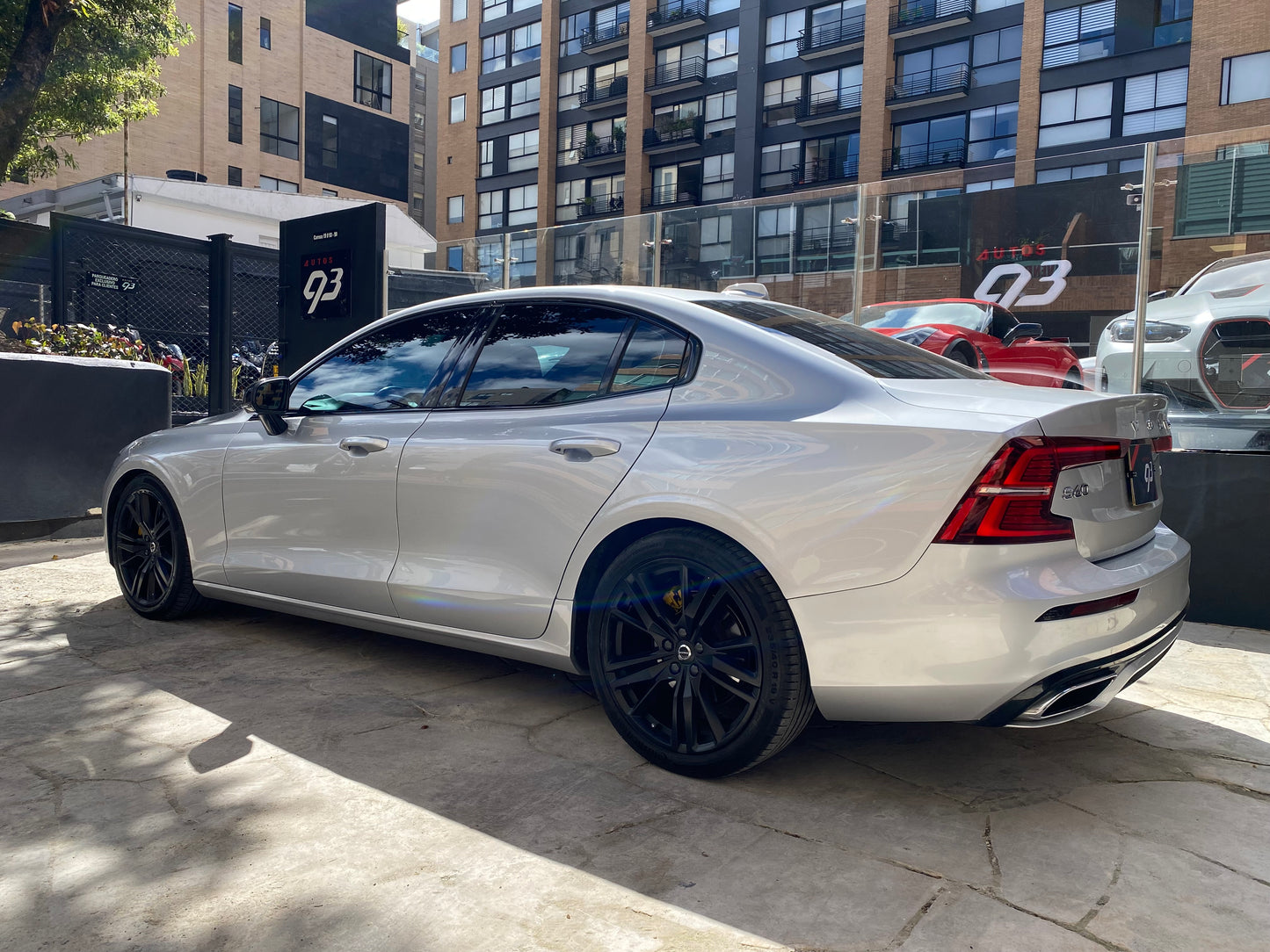 Volvo S60 T5 R-Design Modelo 2021 - Autos 93